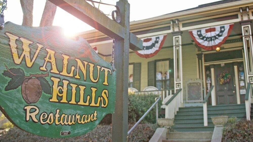 walnut hills restaurant