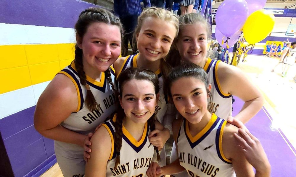 St. Aloysius Junior High girl’s basketball team defeated Discovery