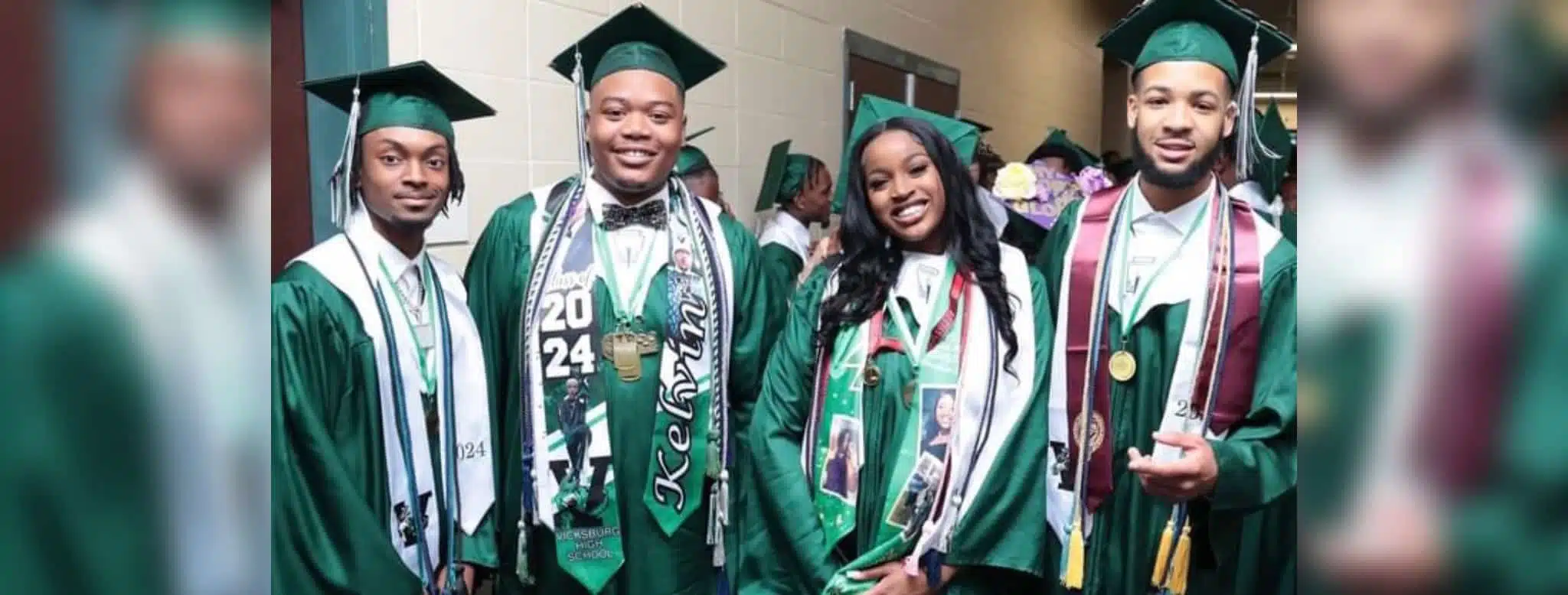 VHS graduation: Photo by Marcus James