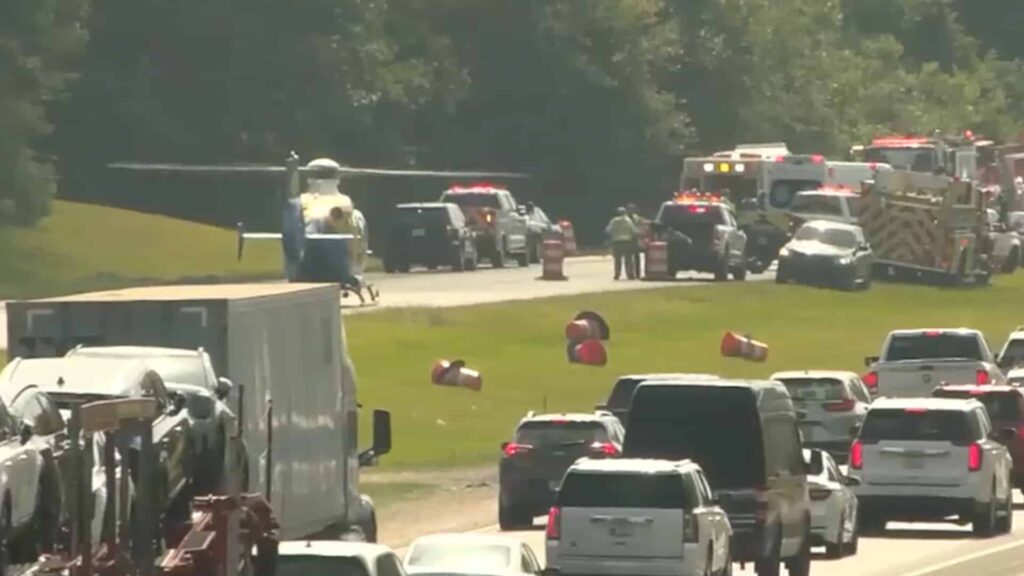 One dead, four injured after rider avoids fallen passenger on l-10 ...