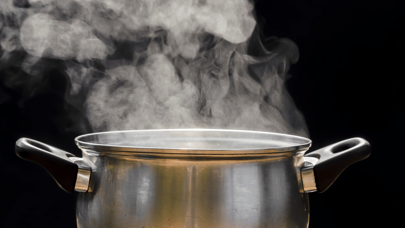 pot on stove fire image Adobe stock