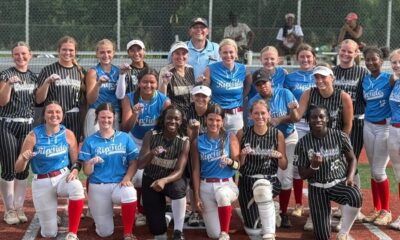 Softball tournament teams