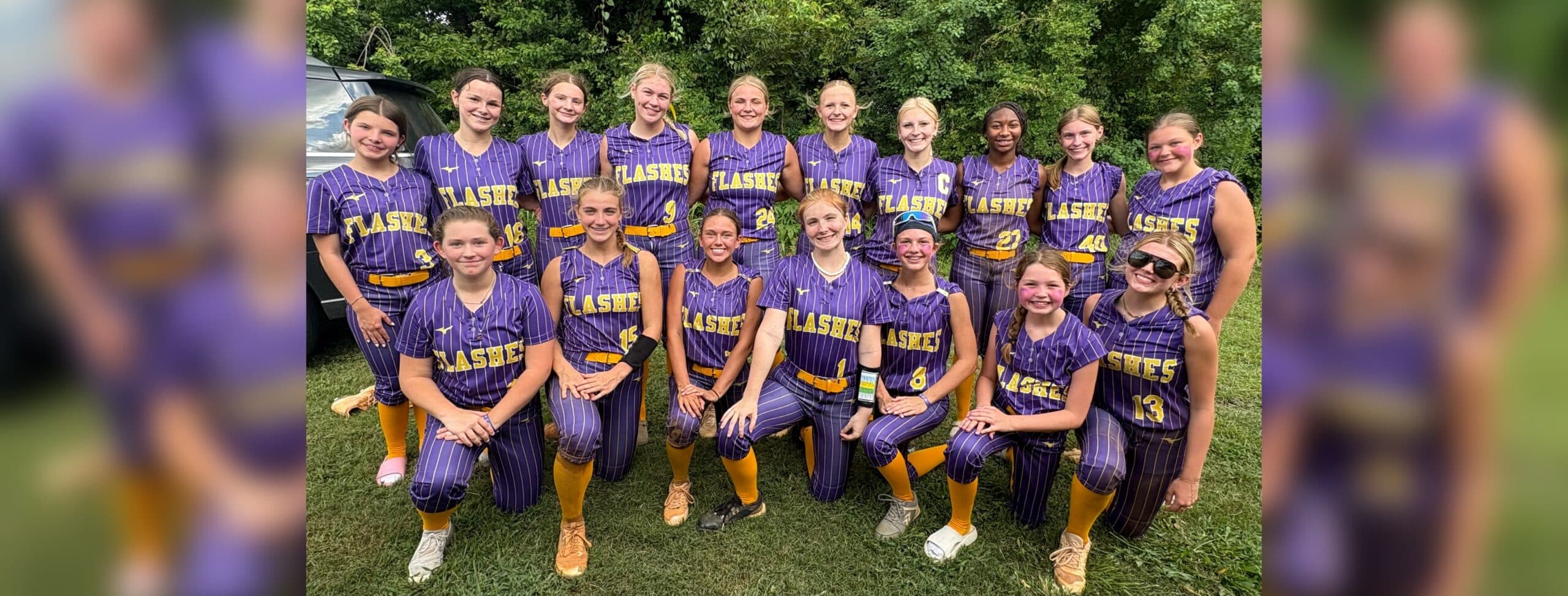 Flashes softball team
