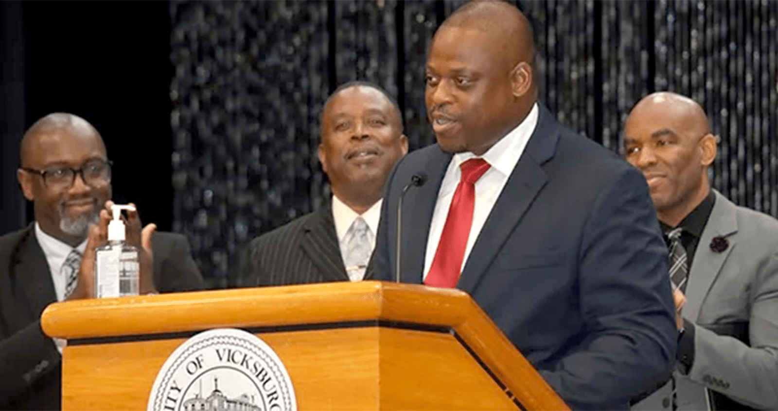 Mayor Willis Thompson