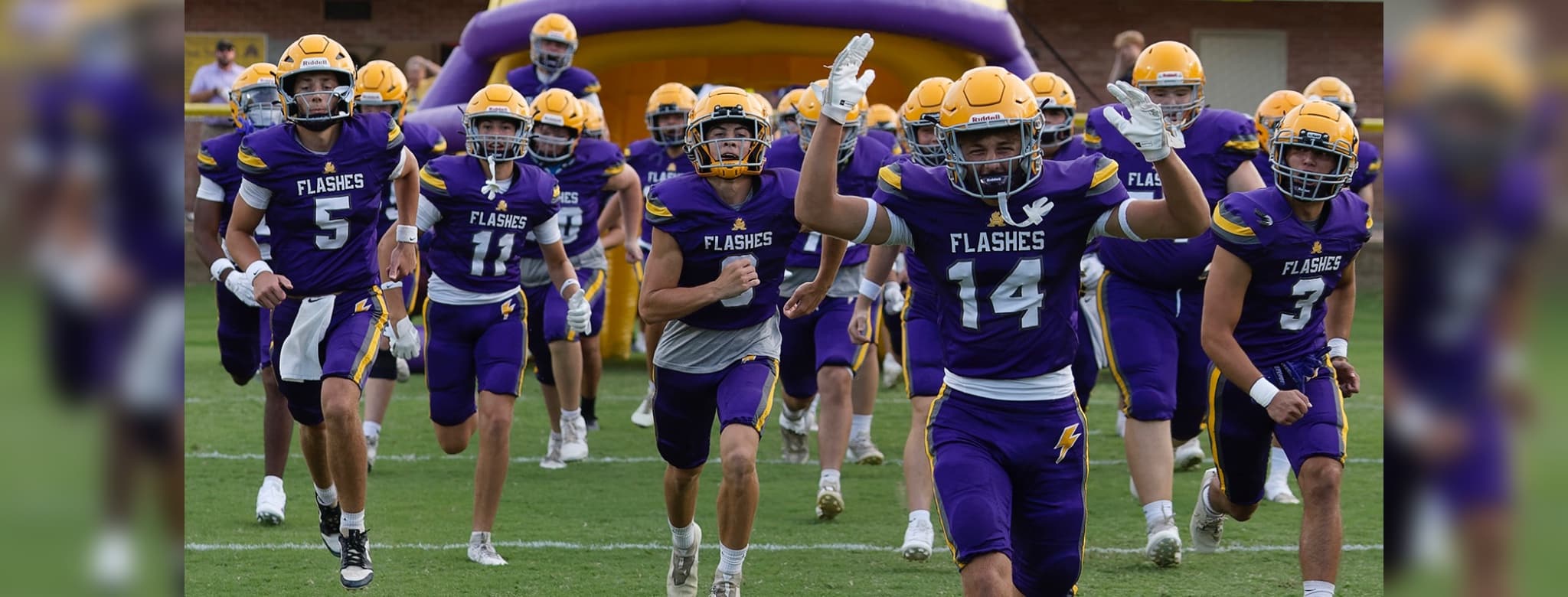 Flashes football 2025