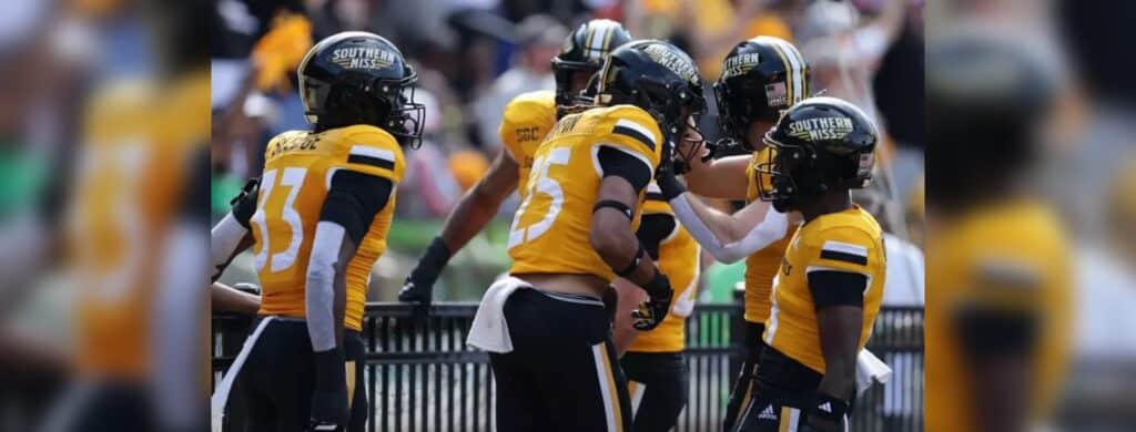 Vantrel Reed USM defeats Jackson State 38-20 - Vicksburg Daily News