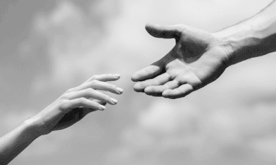 suicide awareness (adobe stock)
