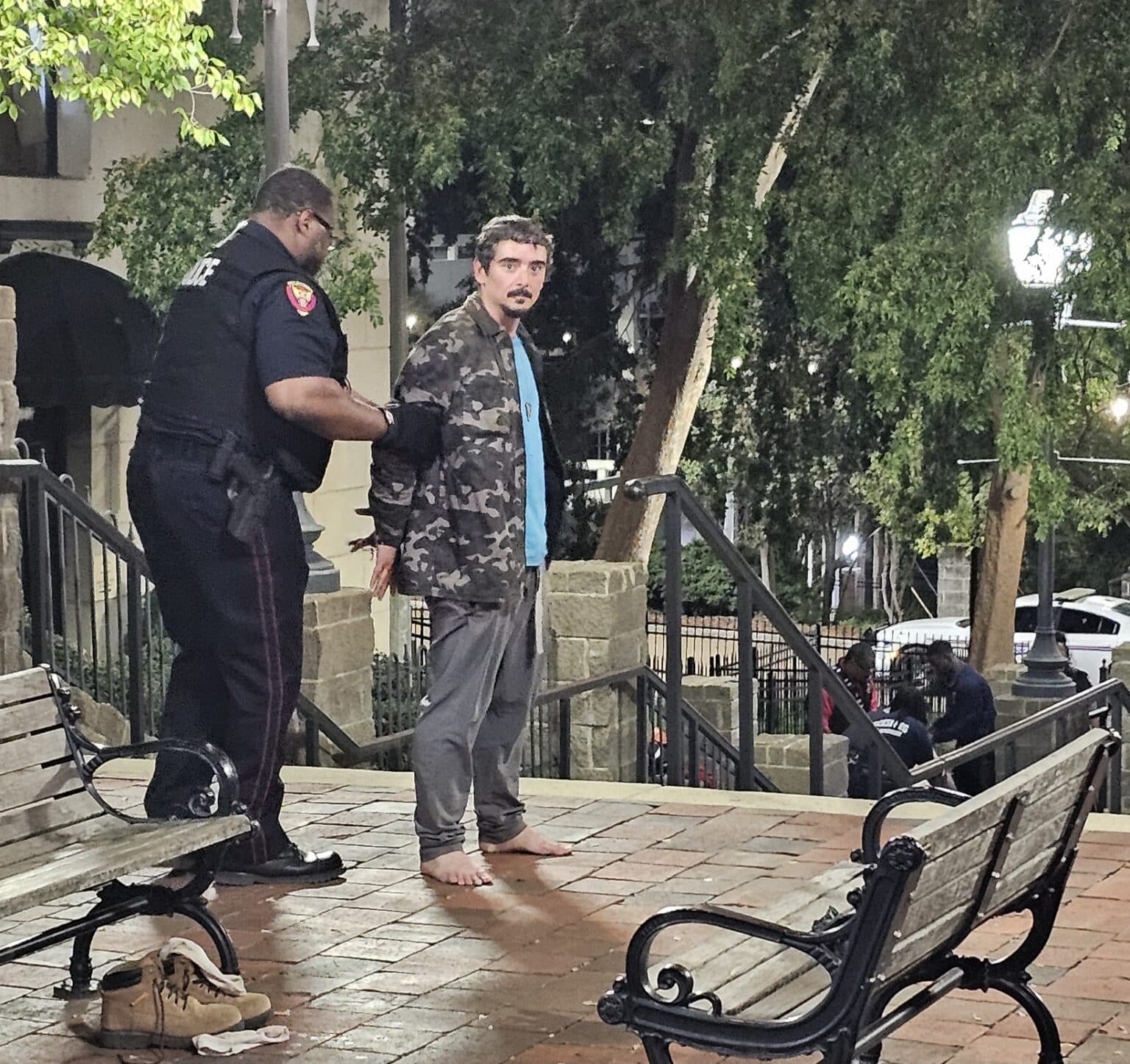 One stabbed in altercation - Vicksburg Daily News