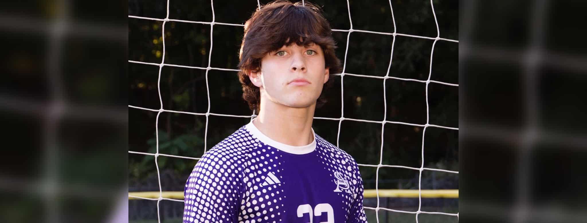 Holden Davidson: Photo by Richard Miller