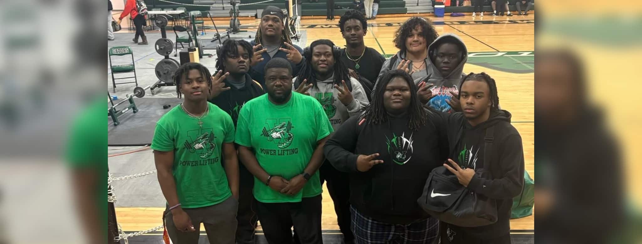 VHS powerlifting team