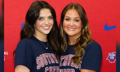 L-R Kaylee Doyle and McKinley Phillips: Photo by Richard Miller