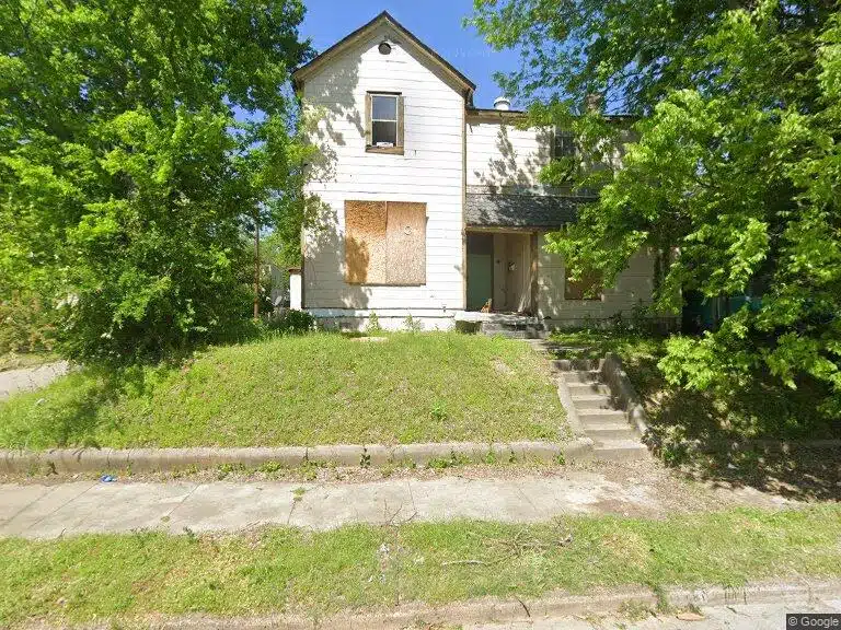 1114 Second North Street