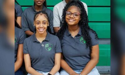 L-R Diamond Jackson and Mariah Sanders: Photo by Ced Tillman