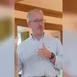 Reeves holds campaign event