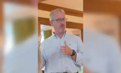 Reeves holds campaign event