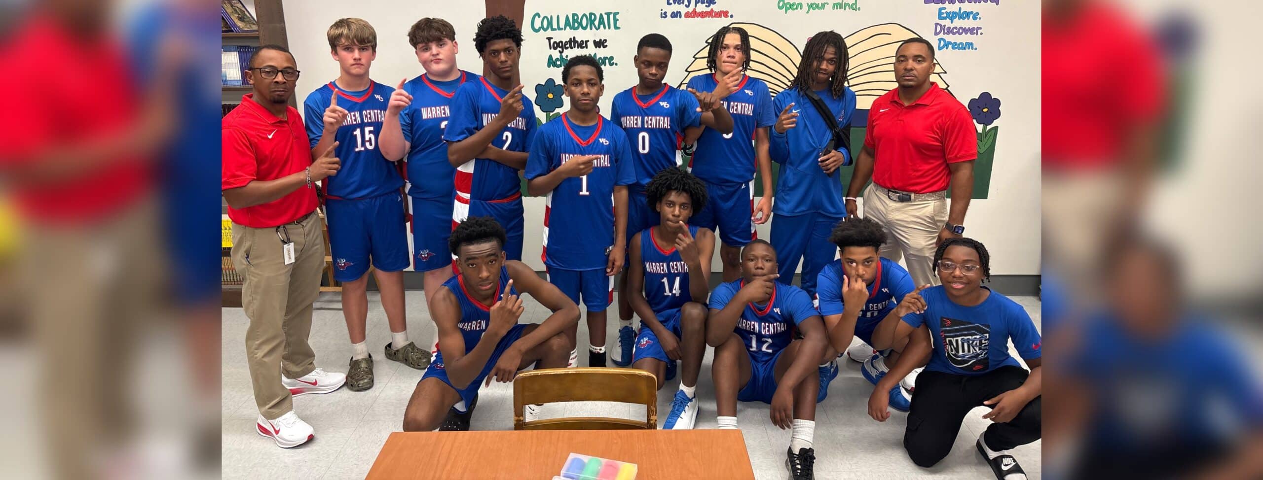 Warren Central Junior High basketbal — Warren Central Junior High defeats Vicksburg Junior High 40-33 in overtime thriller