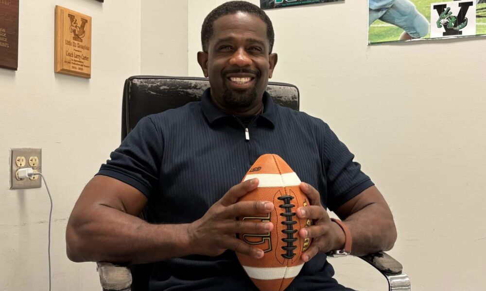 Larry Carter Jr. named VDN’s Junior High Football Coach of the Year